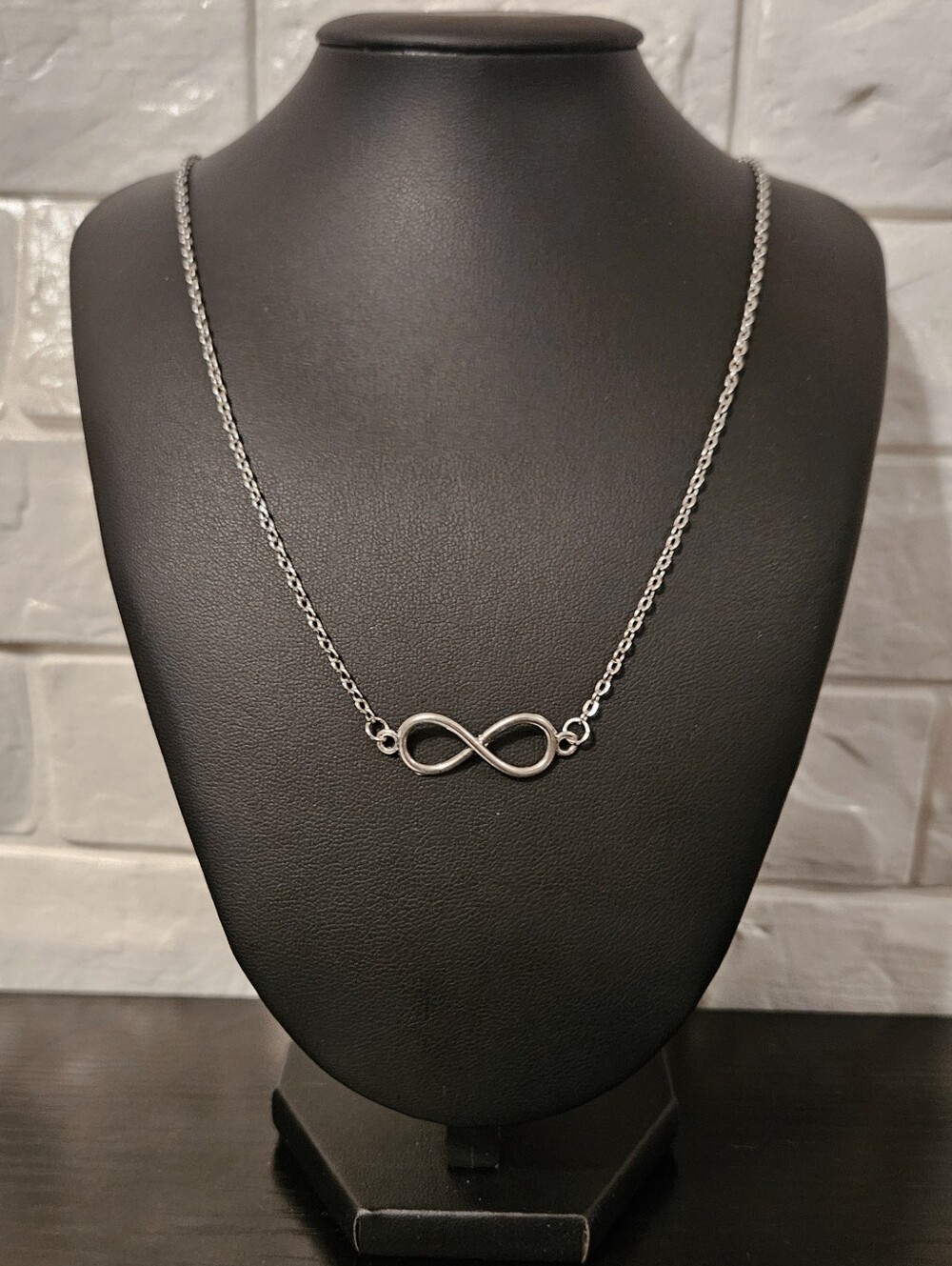 Classic Silver Infinity Pendant Necklace - Women's Jewelry